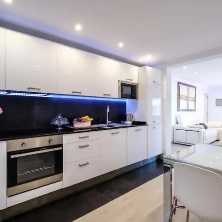 Lagomar Apartment